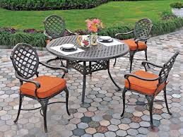 Hanamint Bordeaux Cast Aluminum 5 Pc Bistro Set Is Perfect For Your Secret Garde Aluminum Patio Furniture Cast Aluminum Patio Furniture Patio Furniture Chairs
