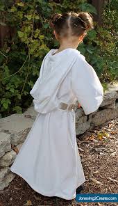 Aug 18, 2020 · get ready to geek out over these creative star wars costume ideas. Child Princess Leia Costume Jonesing2create