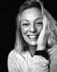 Layering and getting more depth in those amazing clouds. #pappyart  #floridastorms #homeofficeart #goodvibes #entrepreneurmindset