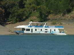 Houseboats are for exclusive usage and not shared. 76 Legend Houseboat