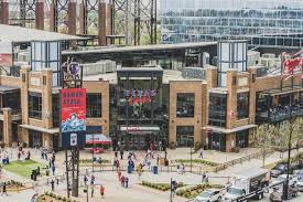 The dallas arboretum, botanical garden, and white rock lake make the picturesque east dallas neighborhood of lakewood a wonderful place to live. Texas Live Is One Of The Best Restaurants In Dallas