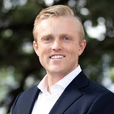 I'm starting a new position as Director in Tech Investment Banking at BofA  with a focus