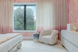 Premium selection of designer fabrics & wallpapers. 75 Beautiful Wallpaper Bedroom With Pink Walls Pictures Ideas August 2021 Houzz