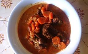 Boeuf Braise Au Paprika Recette En 2020 Recettes De Cuisine Recette Boeuf Boeuf Braise