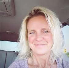 Changing your name back to your maiden name after divorce