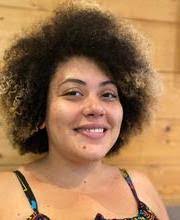 Carla Ribeiro's Instagram, Twitter & Facebook