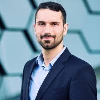 800+ "Zanger" profiles