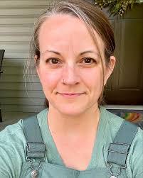 Allison Boone's Instagram, Twitter & Facebook