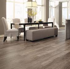 29 Vinyl Flooring Ideas With Pros And Cons Digsdigs