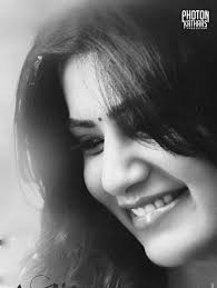 Black And White Photos Of Indian Celebrities Nithya Neethaane En Ponvasantham Facebook Samantha Pics Samantha Images Samantha Photos