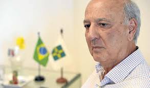 Paulo Octávio mira GDF, de olho em JK