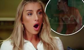 Married At First Sight rocked by nude photo scandal | Daily Mail Online