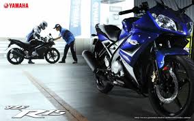 Download, share or upload your own one! Yamaha Yzf R15 Wallpaper Black Yamaha Yzf R15s 1680x1050 Wallpaper Teahub Io