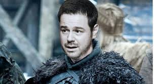 E se o primeiro elenco planejado tivesse sido escalado ?