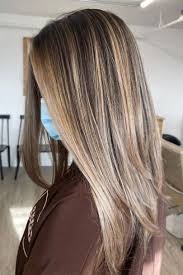 Sun kissed brown hair color is highlighted in the areas where the sun would naturally do the job, and the result is very realistic! How To Get Sunkissed Hair Like J Lo Glamour Uk