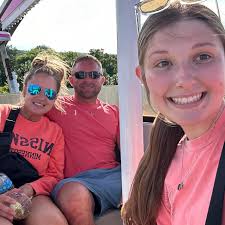 What size organza bags are best for dahlia blooms and do they need to be  changed as the bloom gets larger?