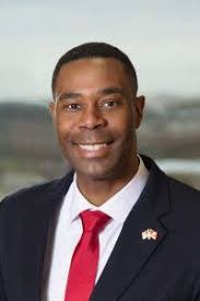 Kenneth Pulliam's Instagram, Twitter & Facebook