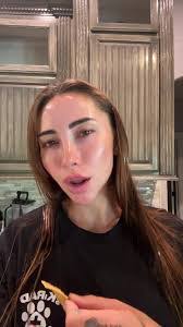 Jamie Lyn's Instagram, Twitter & Facebook