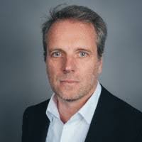 Eric Travers's Instagram, Twitter & Facebook