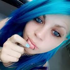 Renee Fuqua (@punkeymonkey138)