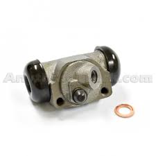 Hydraulic trailer brake wheel cylinder. Raybestos Wc19090 Hydraulic Brake Wheel Cylinder 7 8 Bore 7 16 20 Port Anythingtruck Com Truck Trailer Parts And Accessories Warehouse