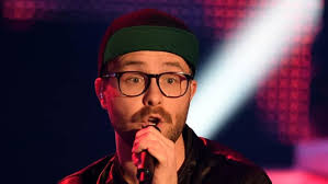 Wie der chartstürmer ohne kopfbedeckung aussieht, ist ein großes geheimnis. Mark Forster Das Verbirgt Sich Unter Seiner Kappe