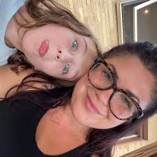 Where to buy smoke bombs or color powder in Lorain, Ohio?