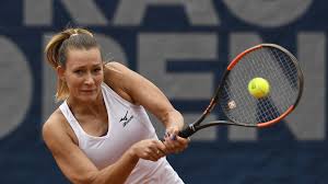 Pavlyuchenkova hit a double fault to give in her serve early, but then tied herself again with her own hand. Suspicious Double Mistakes What Is Known About Sizikova S Possible Participation In The Match Fixing At Roland Garros Teller Report