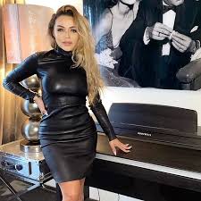 Get amanda balk's contact information, age, background check, white pages, photos, relatives, social networks, resume & professional records. Amanda Balk Shared A Photo On Instagram Prada See 404 Photos And Videos On Their Profile