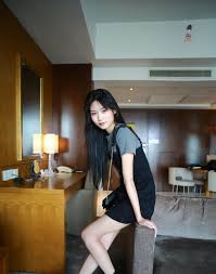 希威社亦菲内部独家写真网盘资源合集[29.8G] – 非凡视觉