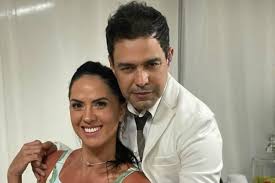 Zezé di camargo) transparente ao vivo. Graciele Lacerda Desabafa Apos Brigar Com Filha De Zeze Di Camargo