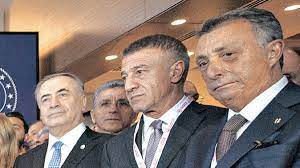 Süper lig'de şampiyon beşiktaş'ın başkanı ahmet nur çebi katıldığı televizyon kanalında futbol gündemine dair değerlendirmeler yaptı. Mustafa Cengiz Ahmet Agaoglu Ali Koc Ve Ahmet Nur Cebi Den 2021 Mesaji Spor Haberleri