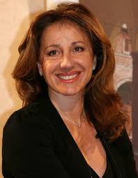 La gentilezza può cambiare le cose. Mi accorgo ogni giorno che basta un  sorriso per creare un'atmosfera diversa: se accogli qualcuno, è facile che  lui ricambi. È il mio modo di affrontare