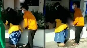 Abdul latief ( direktur rs pratama kota yogyakarta ) dgn tema pelayanan rs pratama kota yogyakarta, pada hari selasa, 15 juni 2021 *pukul. Wanita Melahirkan Posisi Berdiri Di Halaman Igd Rs Pratama Jogja