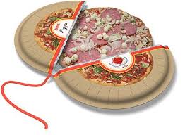 Sebagai contoh, sekeping tuna, sepotong keju, sekeping bawang kecil atau sepotong bawang merah. 20 Creative Pizza Packaging Design Ideas Brand Glow Up Pizza Box Design Food Packaging Design Creative Pizza