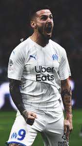 Le logo de olympique de marseille révèle met en valeur le titre de l'équipe et sa devise qui réunit honneur, confiance et force. Tf Sport Edit On Twitter Olympique De Marseille Wallpaper Marseille Om