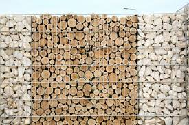 Gabionenzaun Ideen 25 Varianten Aus Stein Holz Und Glas Gabionenzaun Gabionenwand Zaun Dekorationen