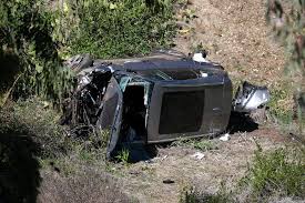 Pro golf legend tiger woods was seemingly involved in a serious car crash during the early hours of feb. Ia3nc W7pnsfsm