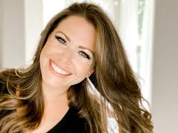 How to Curl Your Hair with a Flat Iron