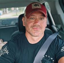 🚗 What's COIN App? One of the only apps to reward you automatically while  you drive! How does it work? 🤔 COIN transforms location data into rewards.  You already make location data