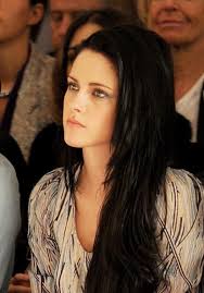 She Is Not Friend Me Do You In 2020 Kristen Stewart Pictures Kristen Stewart Kristen