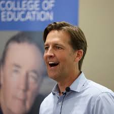 We study university presidents, and here's what might happen to UF's Ben  Sasse and his pay