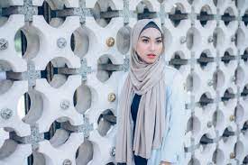 Masih ramai yang masih keliru semasa membuat pemilihan jenis kain yang sesuai dan selesa untuk dipilih semasa membeli tudung bawal. Kenali 25 Jenis Bahan Untuk Kerudung Hijab Ini Agar Tidak Salah Beli Updated Bukareview