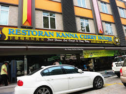 Every time i see a long queue at a banana leaf rice outlet, i always wondered, what's up with the overpriced rice on a banana leaf?. Kanna The Great Nom Square