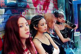 Jennie, lisa] feelin' like a sinner it's so fire with him i go boo, ooh he said you look crazy thank you, baby i owe it all to you got me all messed up his love is my favorite but you. K Pop Stars Blackpink Release Kill This Love Video Announce New Ep Rolling Stone