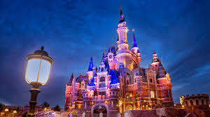 Disney Magic Finally Comes To Shanghai As Disneyland Opens Its Doors To The Public Disneyland Shanghai Disney Resort Disneyland Photos