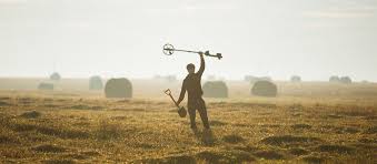 The uk has proven to be a mass treasure trove of hidden artifacts and valuable objects. 11 Best Places To Go Metal Detecting Hobby Help