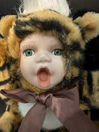 Vintage Geppeddo Cuddle Kids Plush Doll Striped Toby Tiger Porcelain Face 8"