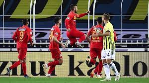 Yeni malatyaspor'un golcü futbolcusu adem büyük, gol sayısını 16'ya çıkarırken süper lig'in en çok gol atan yerli oyuncusu oldu. Adem Buyuk Ikinci Doneminde Yeni Malatyaspor Un En Golcusu Oldu