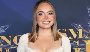 Days of Our Lives Recap: Eric Consoles Nicole Over Loss of Her Baby